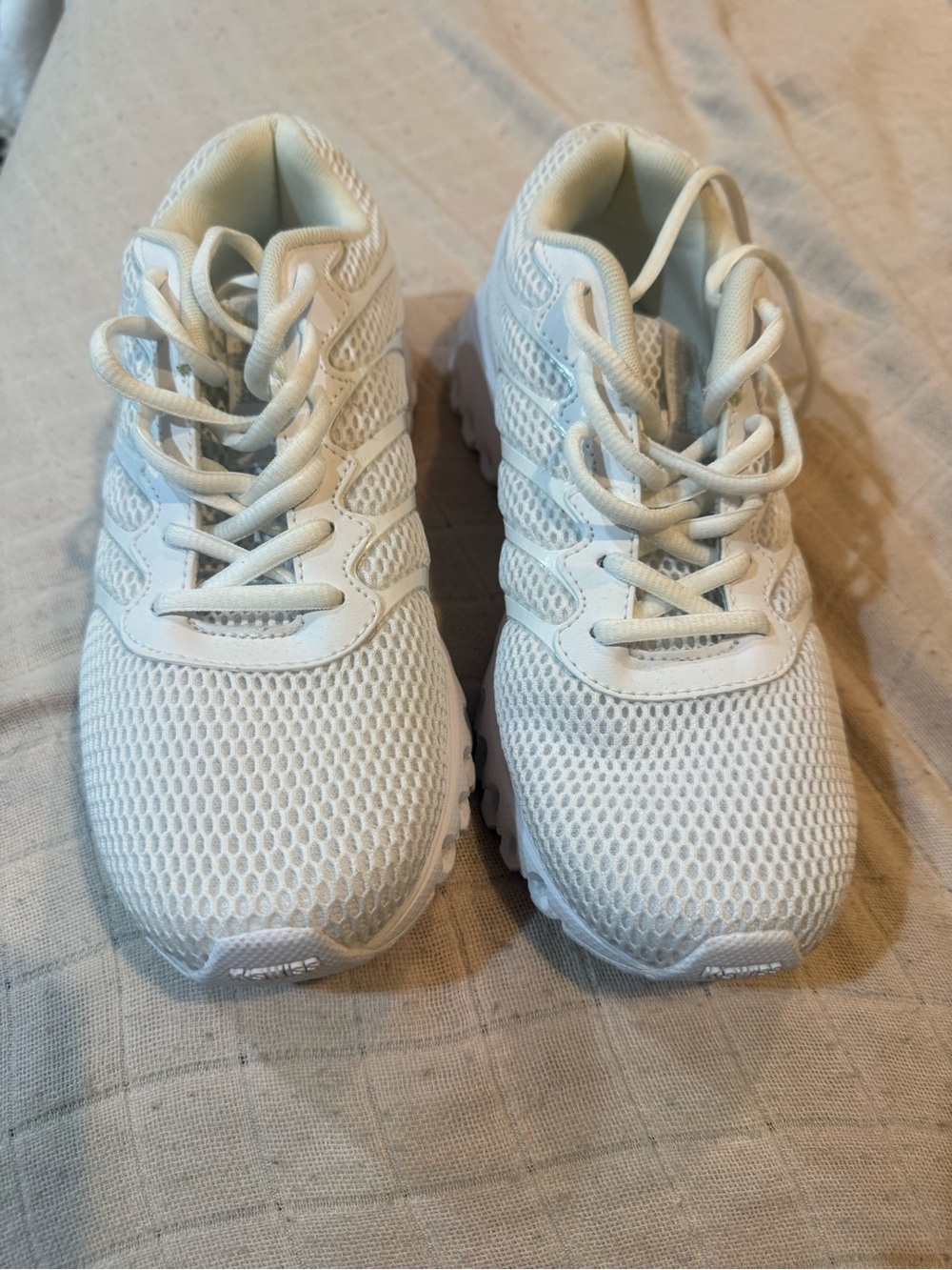 K-Swiss Men's Athletic Sneakers in White